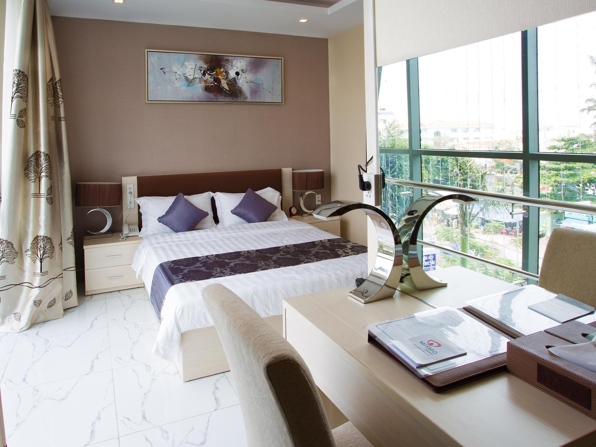 Triip Mismo Airport Hotel 3*