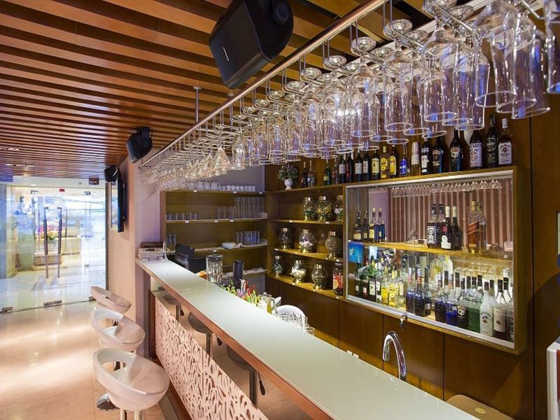 Hotel Triip Mismo Airport Ho Chi Minh City
