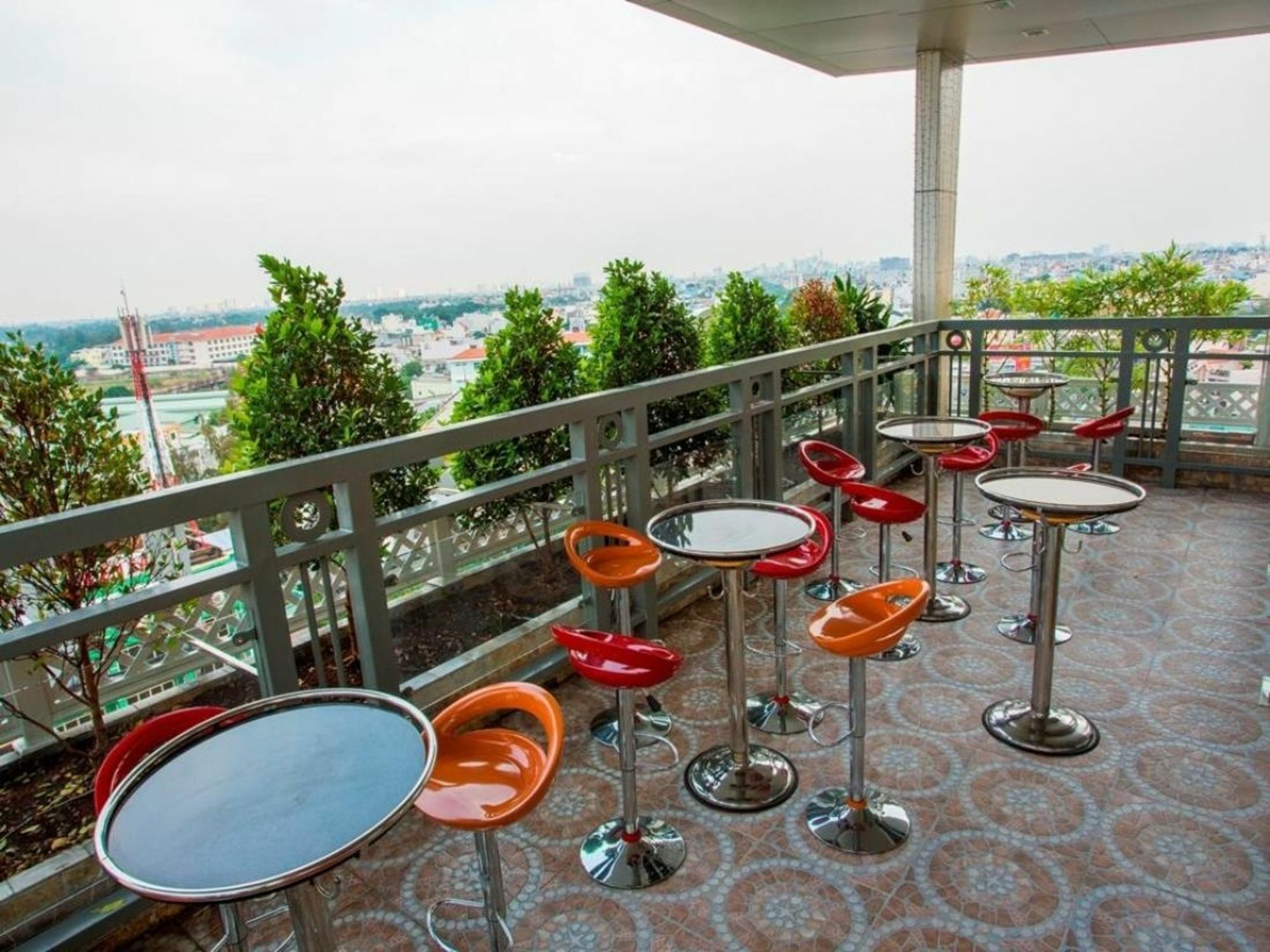 Hotel Triip Mismo Airport 3*
