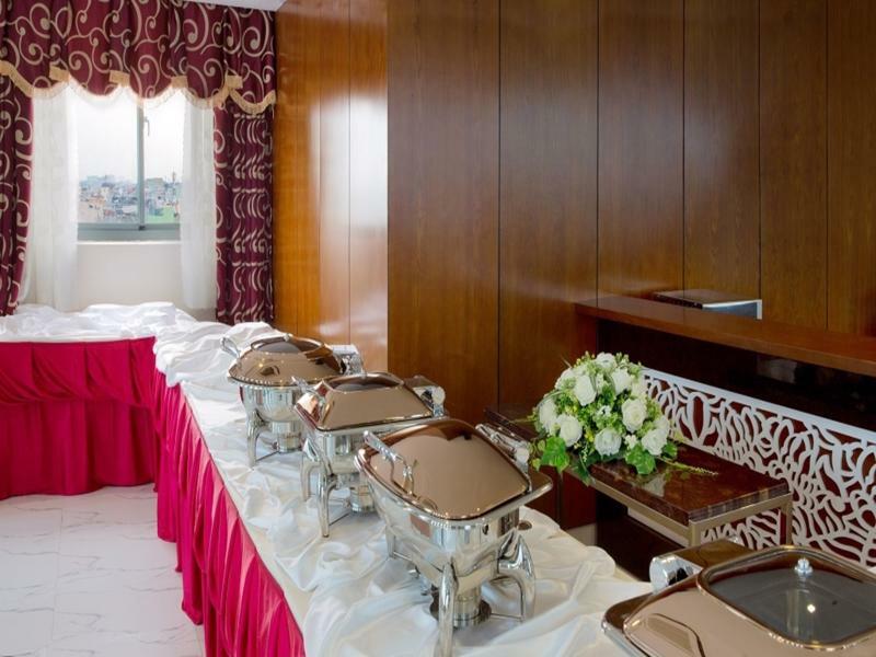 Triip Mismo Airport 3*